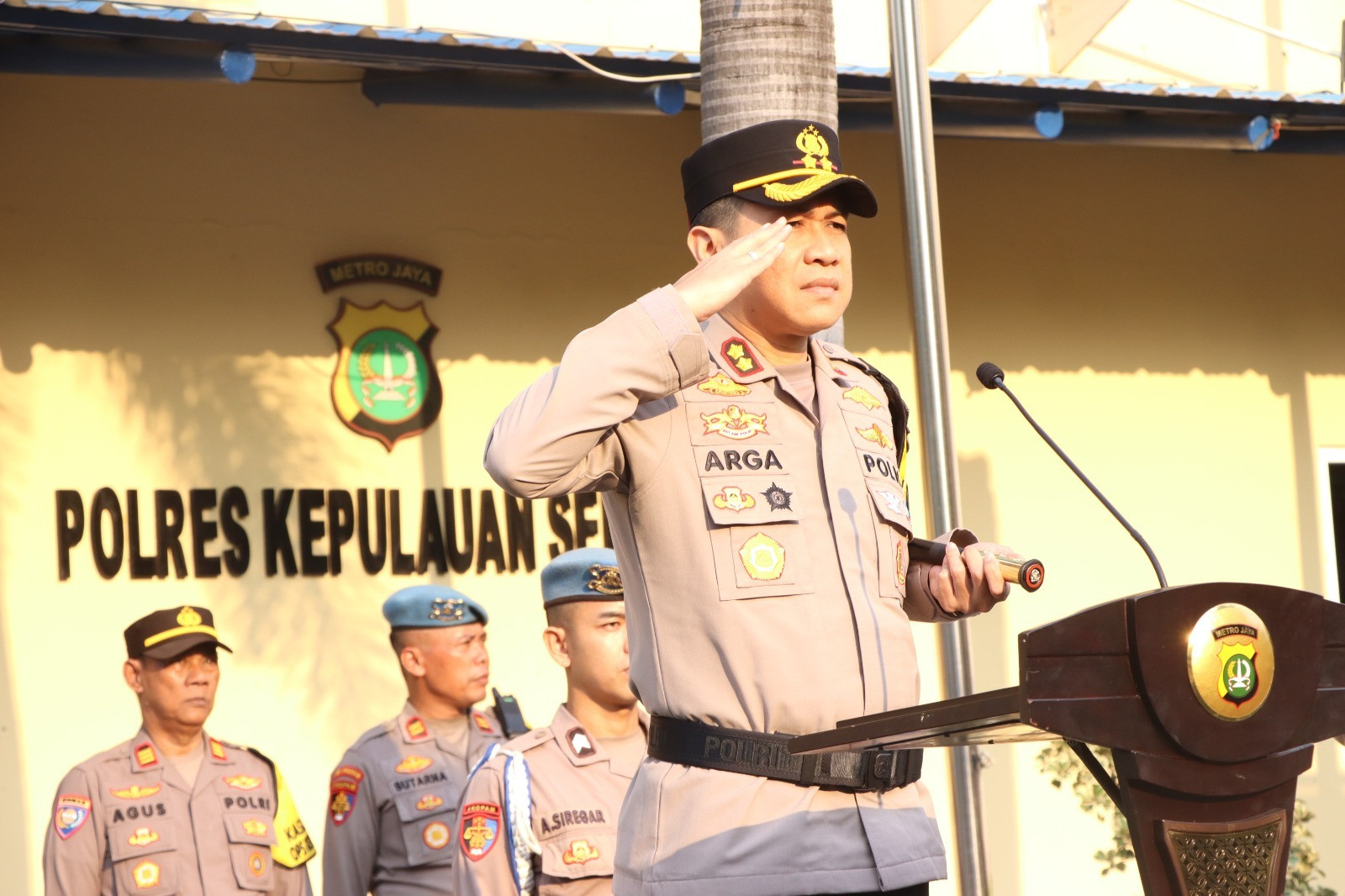 Kapolres Kepulauan Seribu Pimpin Apel Kesiapan Pengamanan Malam Takbir Idul Fitri 1447 H, Tekankan Profesionalisme dan Humanisme Personel